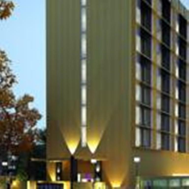 Monotel Calcutta Exteriör bild
