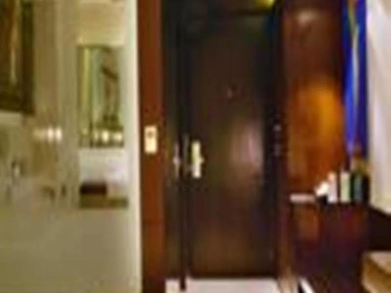 Monotel Calcutta Exteriör bild